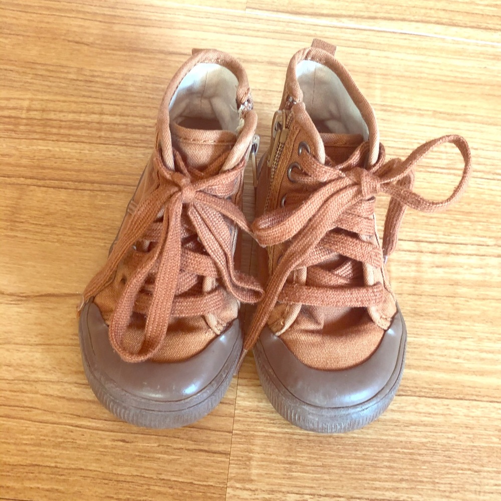 Gap High Tops